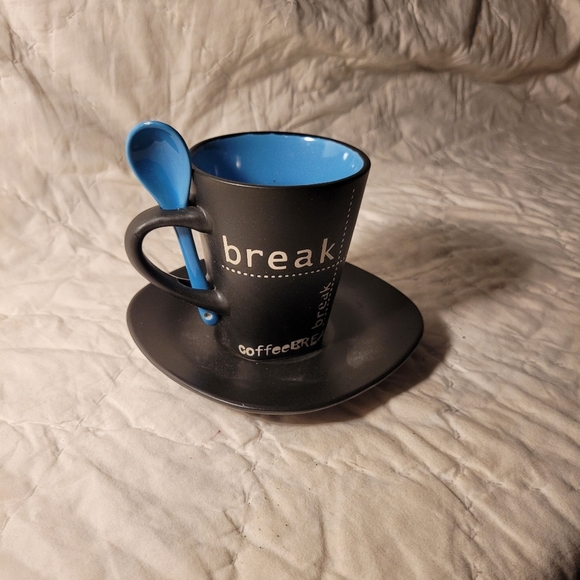 Puerto Rican "coffee break" mug with spoon and saucer - Picture 2 of 2